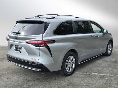 2021 Toyota Sienna Platinum