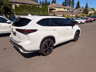 2022 Toyota Highlander XSE