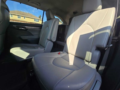 2023 Toyota Highlander Limited