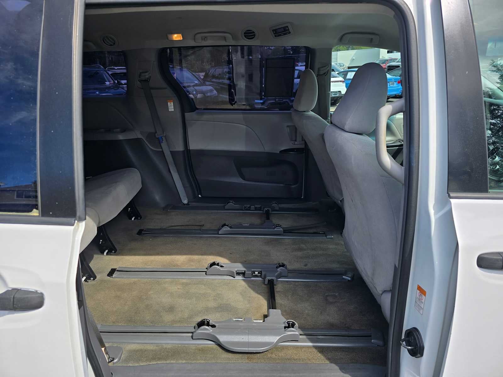 2017 Toyota Sienna L