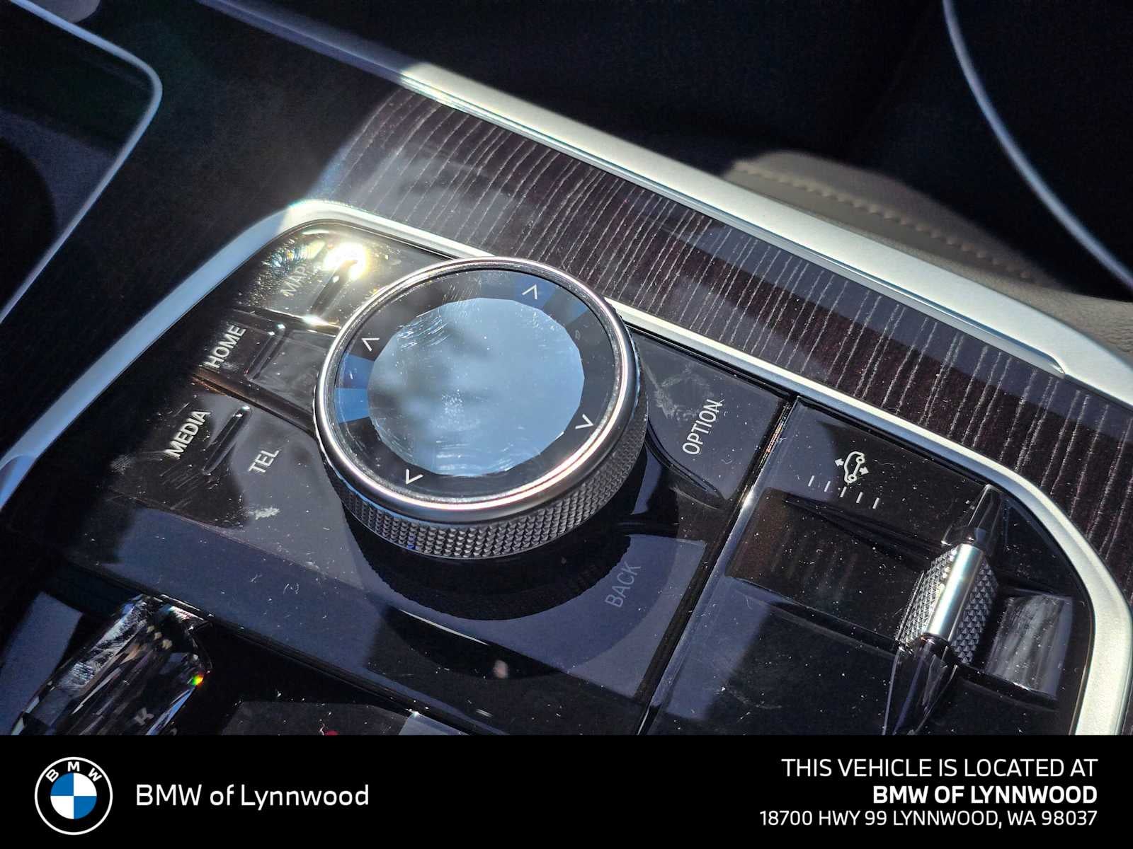 2026 BMW X7 xDrive40i xDrive40i