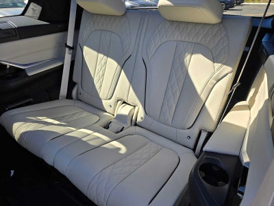 2026 BMW X7 xDrive40i xDrive40i