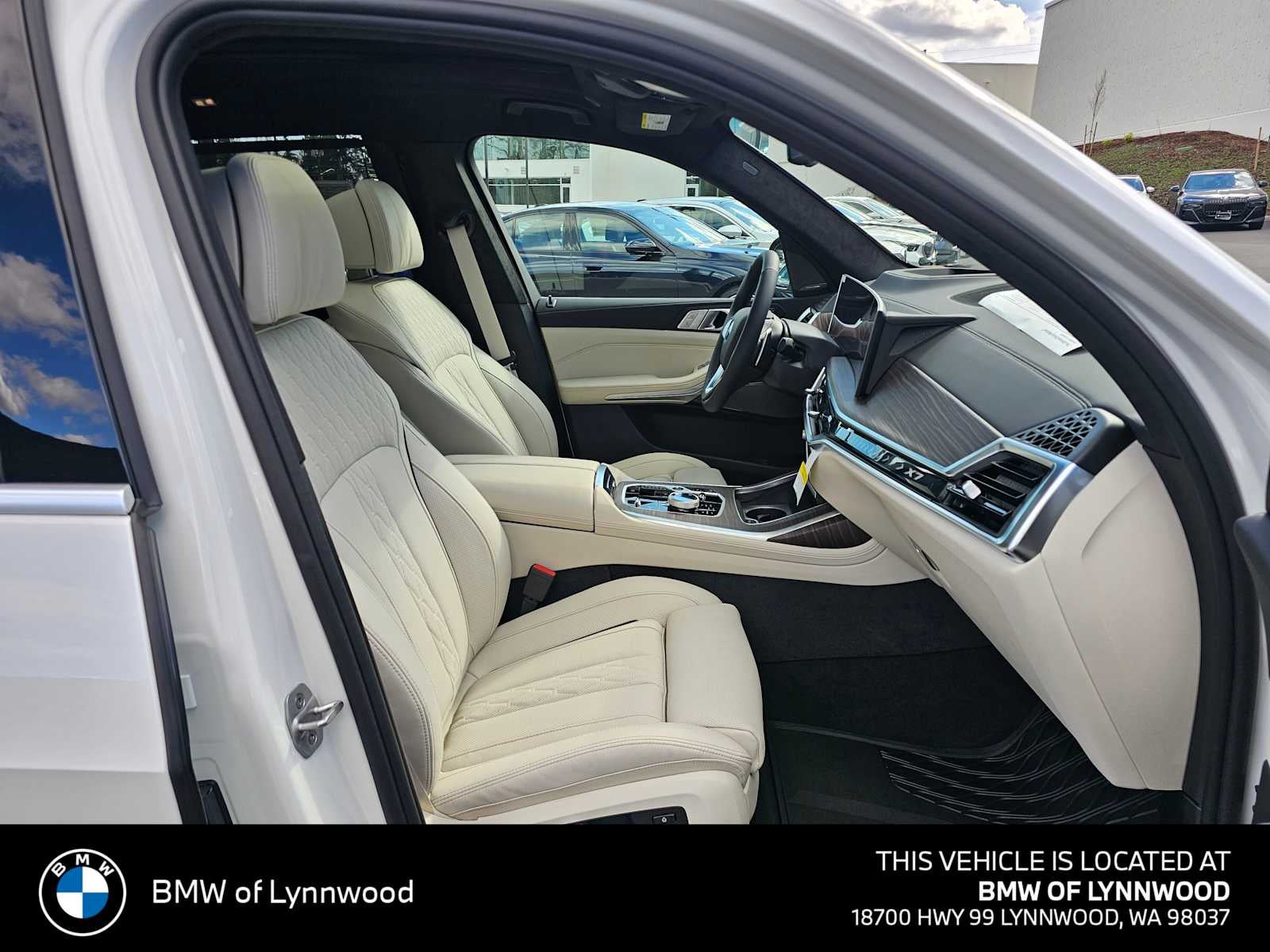 2026 BMW X7 xDrive40i xDrive40i