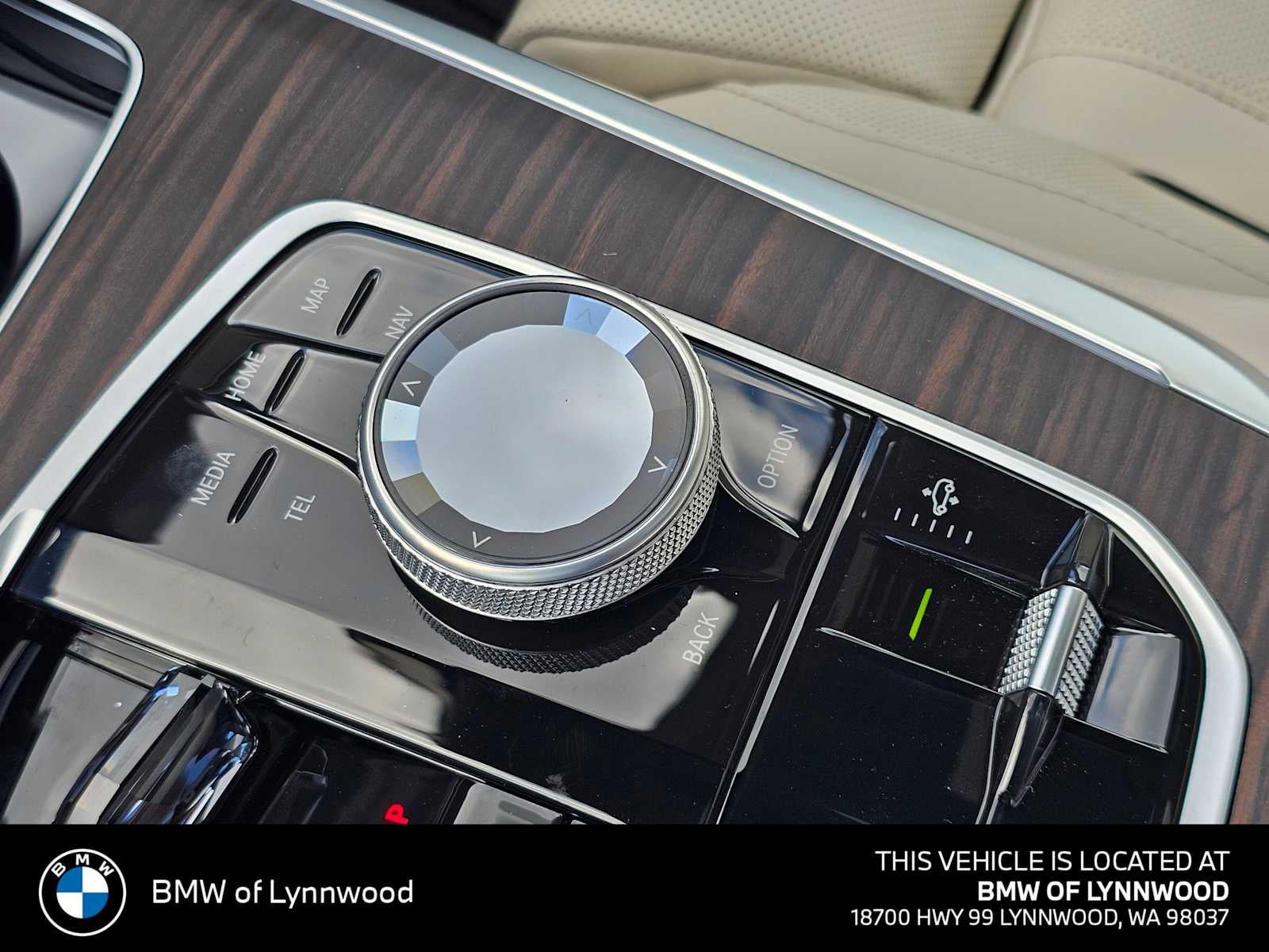 2026 BMW X7 xDrive40i xDrive40i