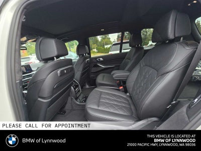 2027 BMW X7 xDrive40i