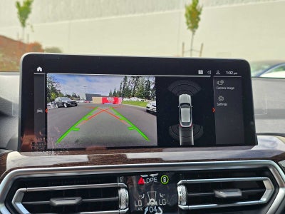 2025 BMW X4 xDrive30i