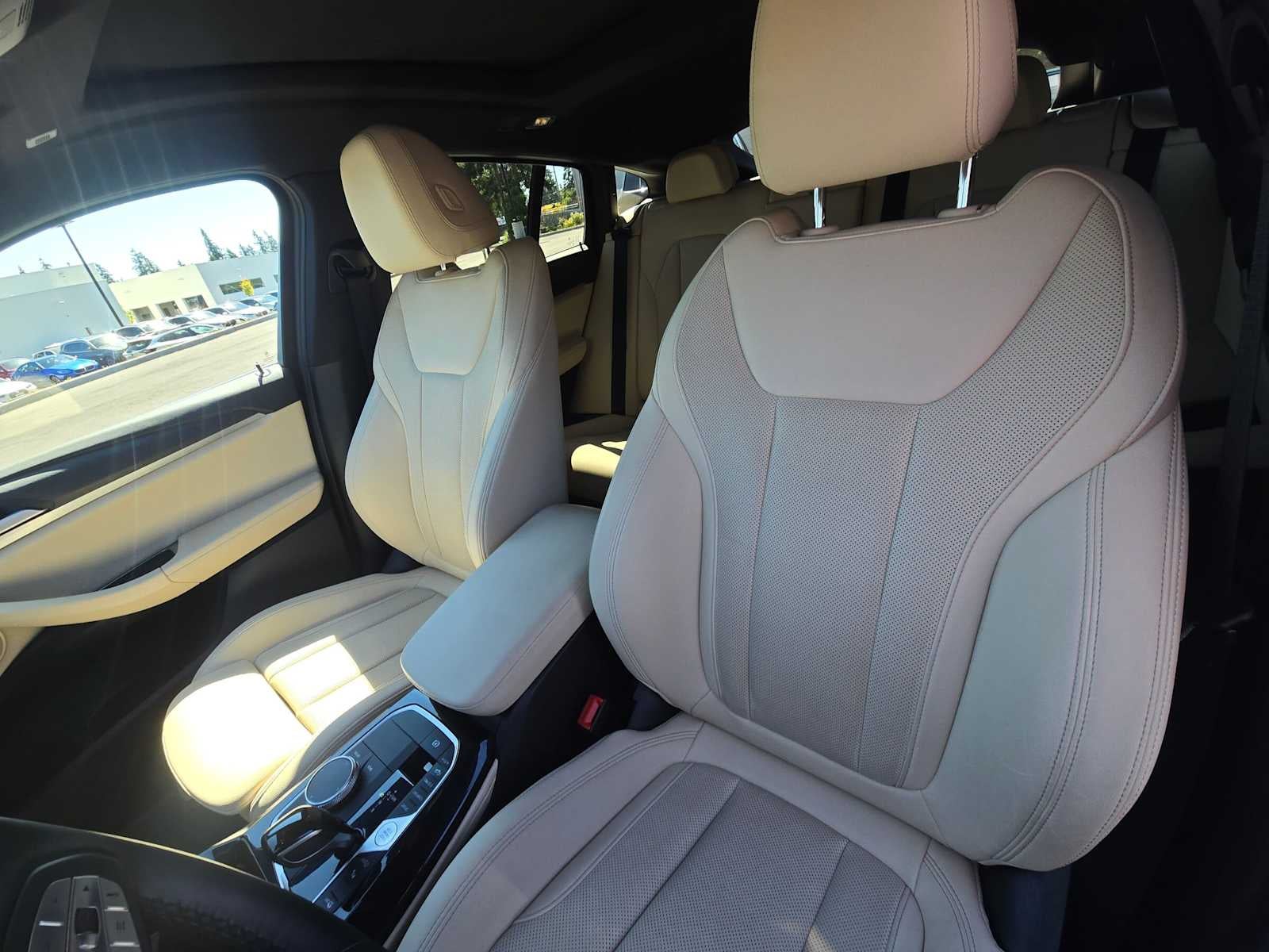 2024 BMW X4 xDrive30i