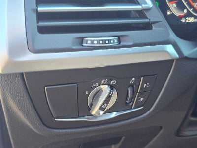 2024 BMW X4 xDrive30i