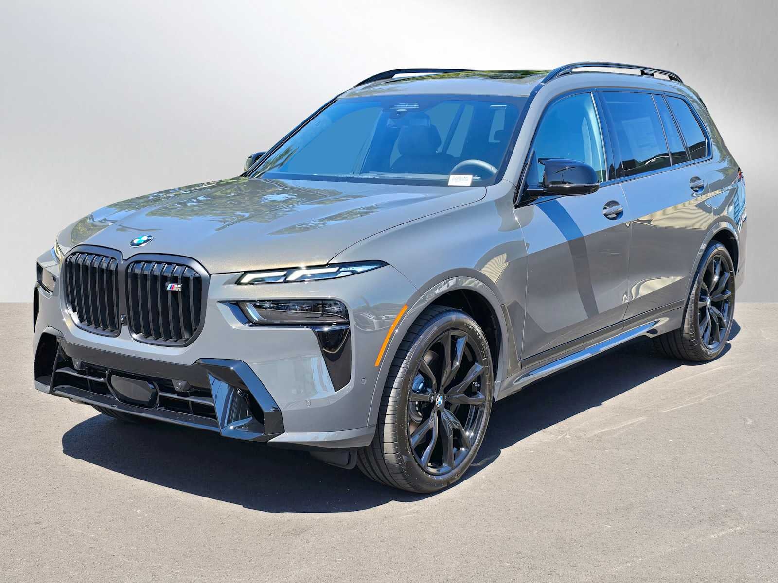 2026 BMW X7 M60i