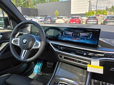 2025 BMW X5 M60i