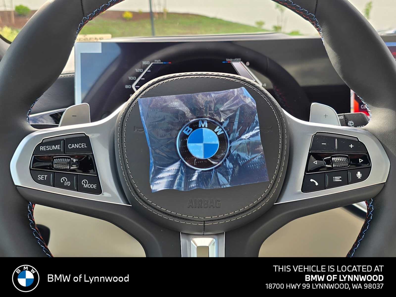 2026 BMW X5 M60i M60i
