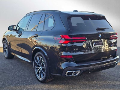 2025 BMW X5 M60i