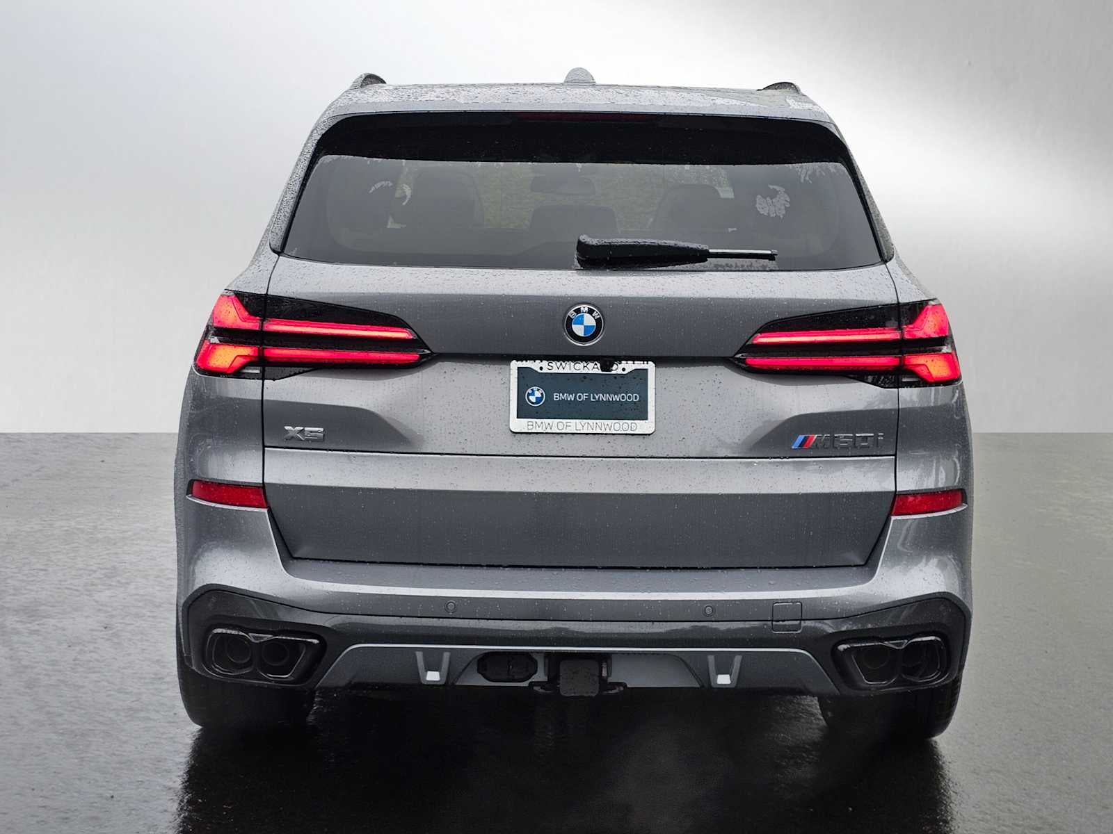 2026 BMW X5 M60i