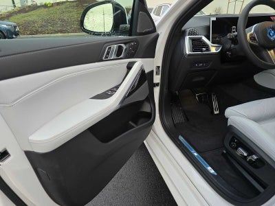 2026 BMW X6 xDrive40i