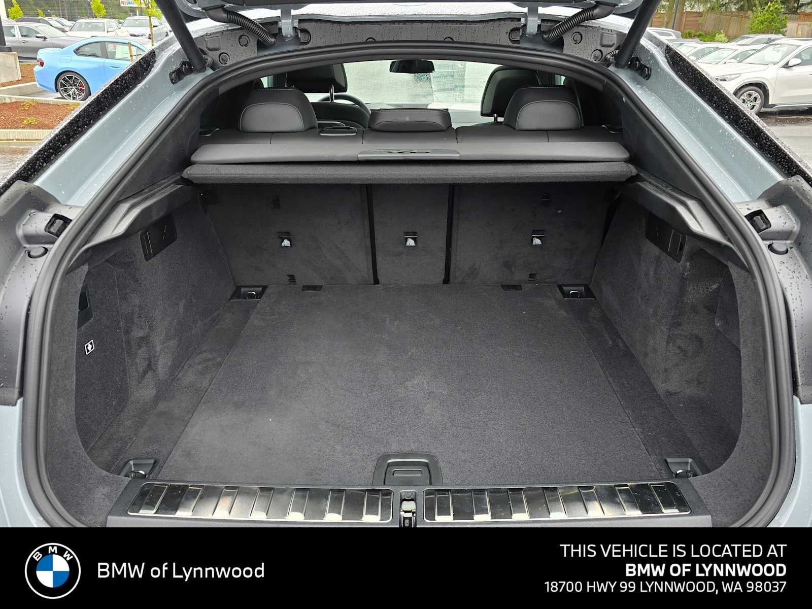 2027 BMW X6 xDrive40i xDrive40i