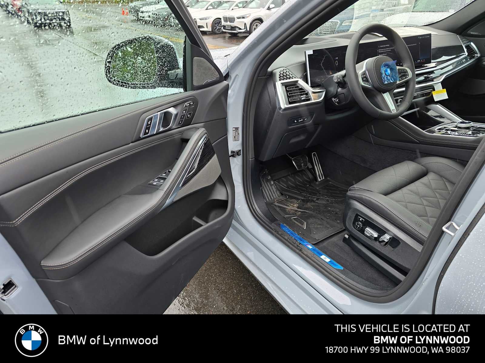 2027 BMW X6 xDrive40i xDrive40i