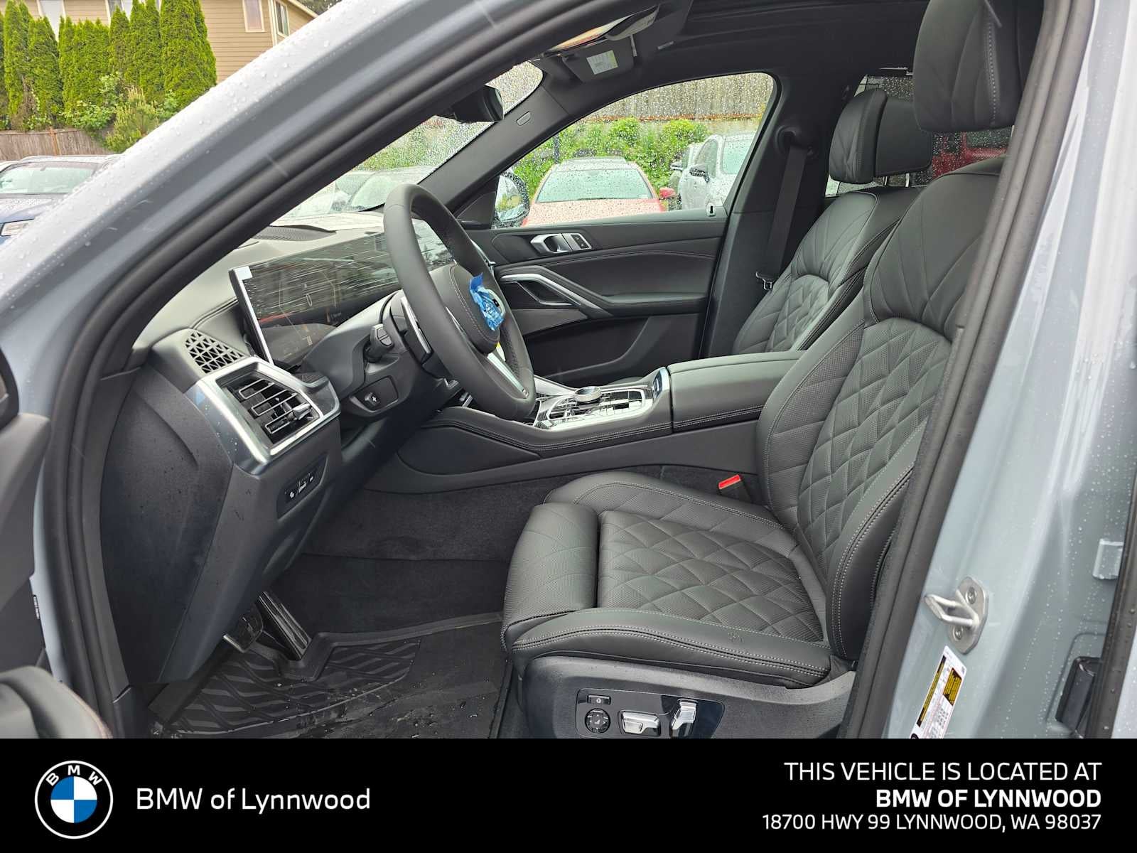 2027 BMW X6 xDrive40i xDrive40i