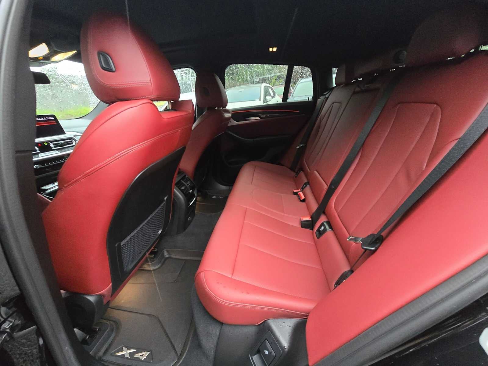 2025 BMW X4 M40i