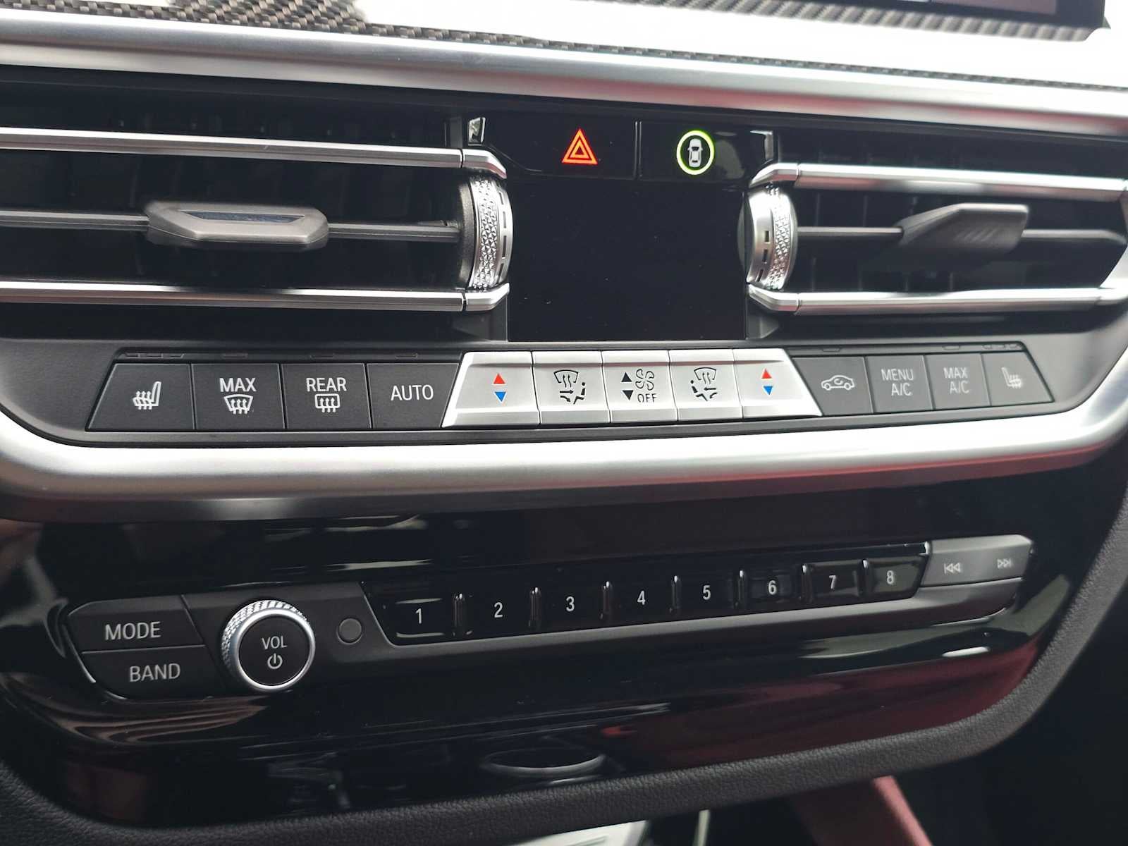 2025 BMW X4 M40i