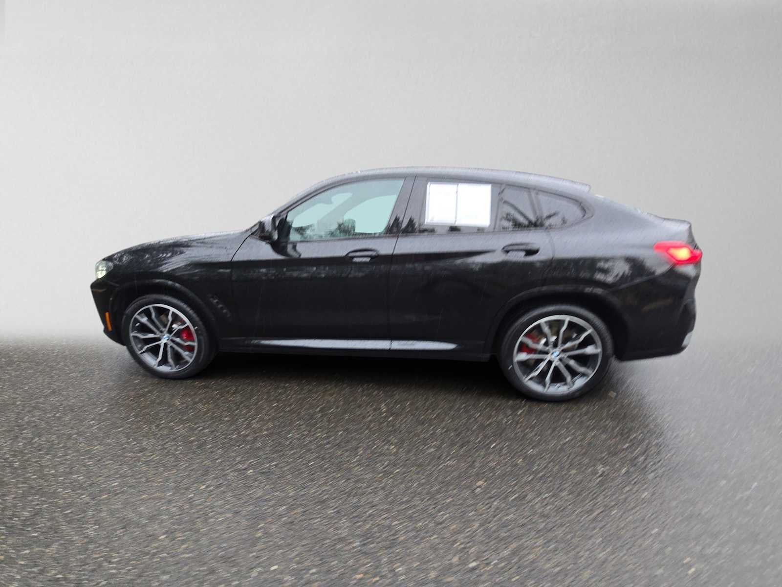 2025 BMW X4 M40i