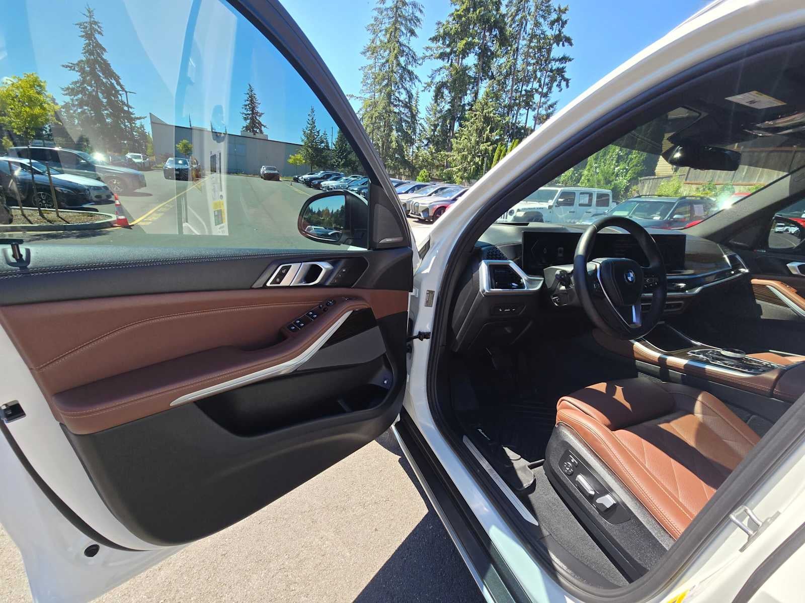 2024 BMW X5 xDrive50e