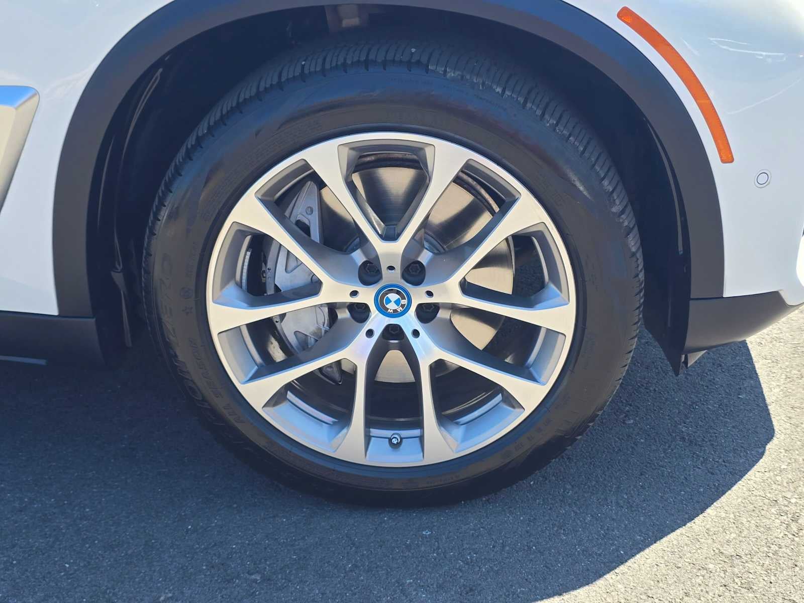 2024 BMW X5 xDrive50e