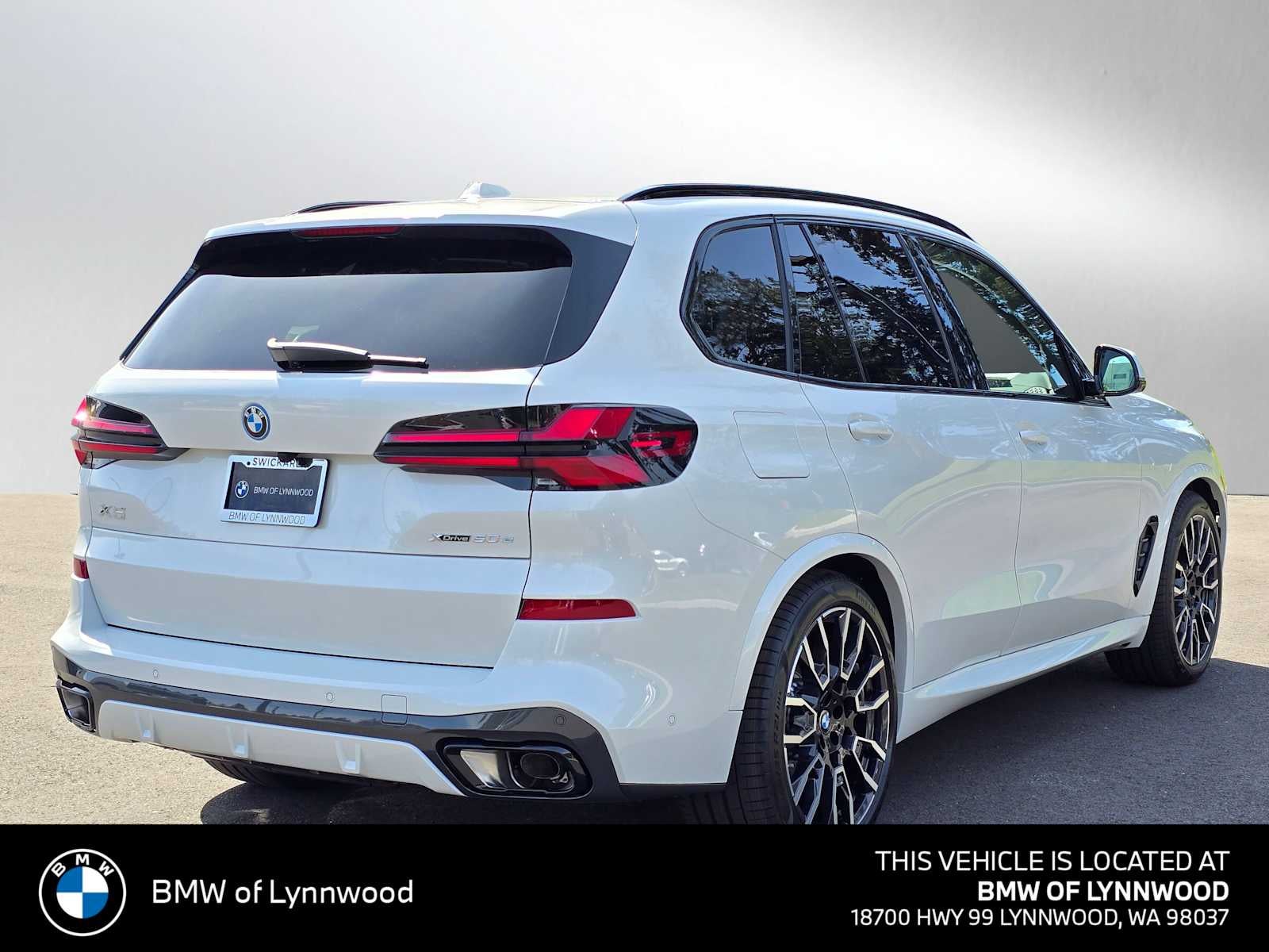 2026 BMW X5 xDrive50e xDrive50e