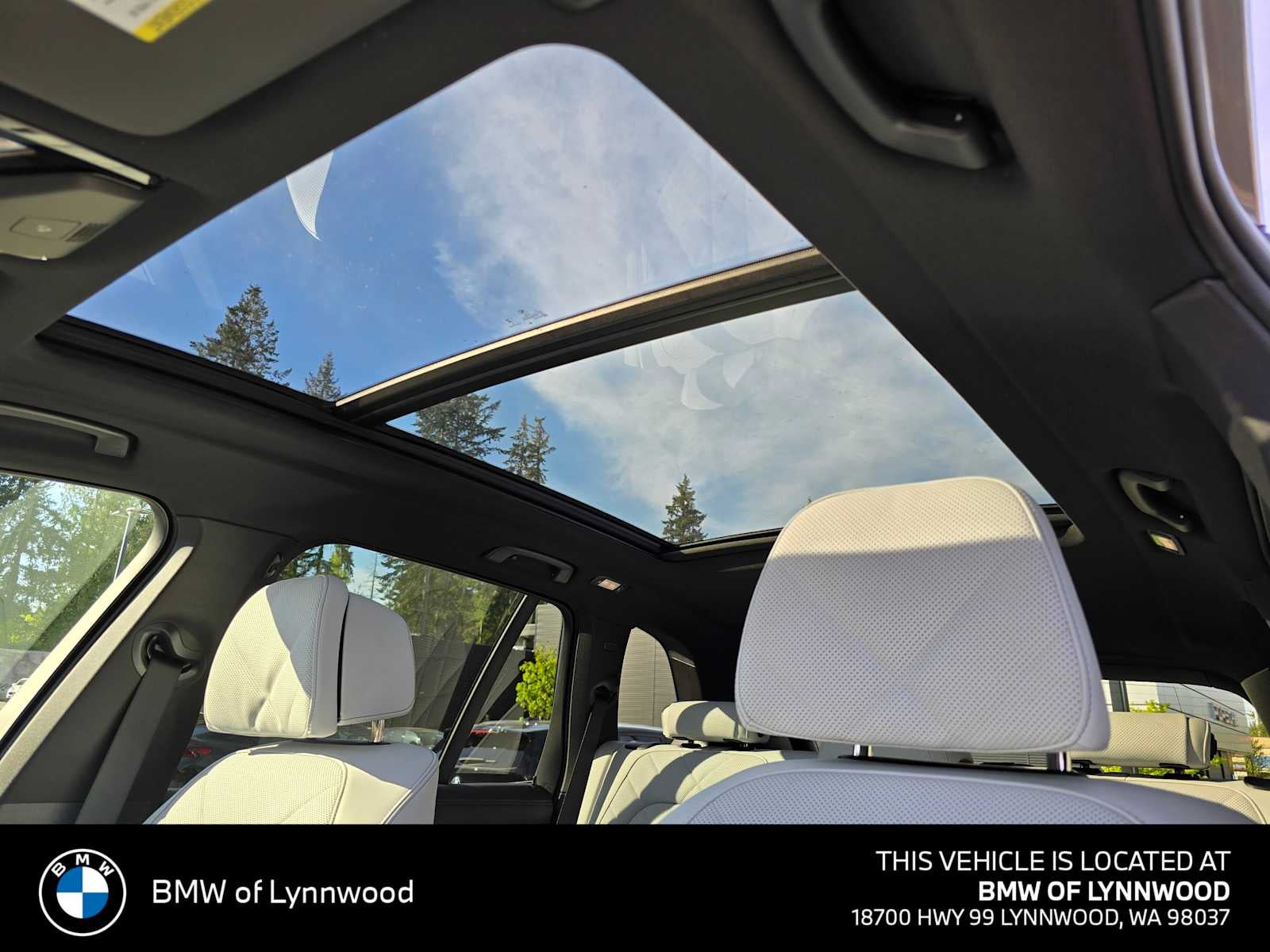 2026 BMW X5 xDrive50e xDrive50e