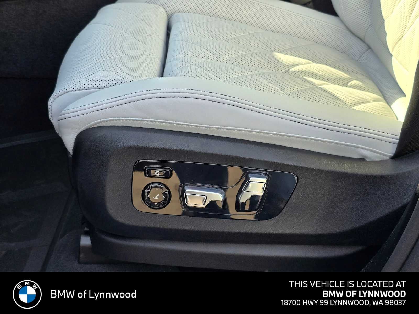 2026 BMW X5 xDrive50e xDrive50e