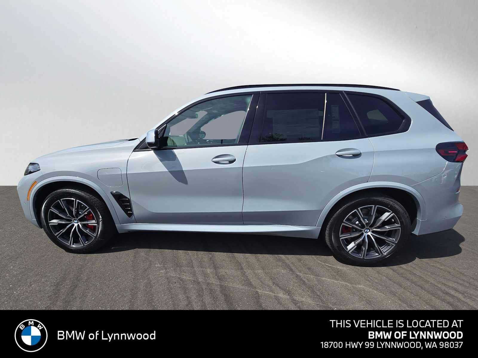 2026 BMW X5 xDrive50e xDrive50e