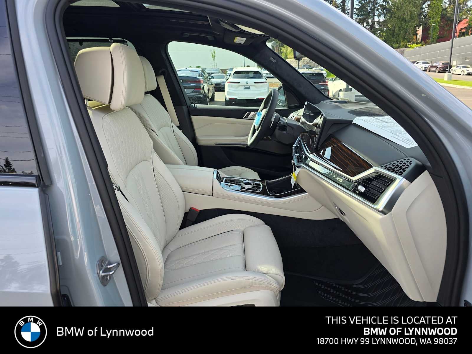 2026 BMW X5 xDrive50e xDrive50e
