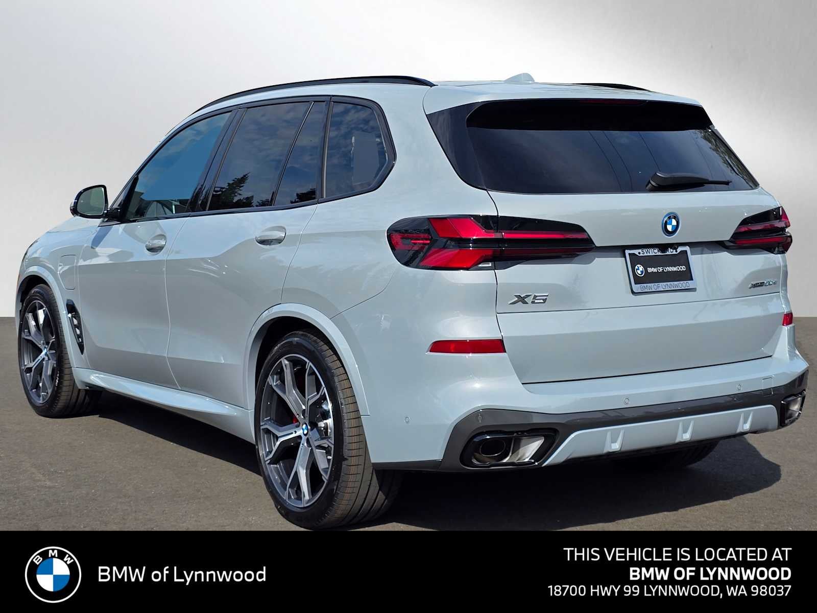 2026 BMW X5 xDrive50e xDrive50e