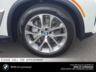 2026 BMW X5 xDrive50e xDrive50e