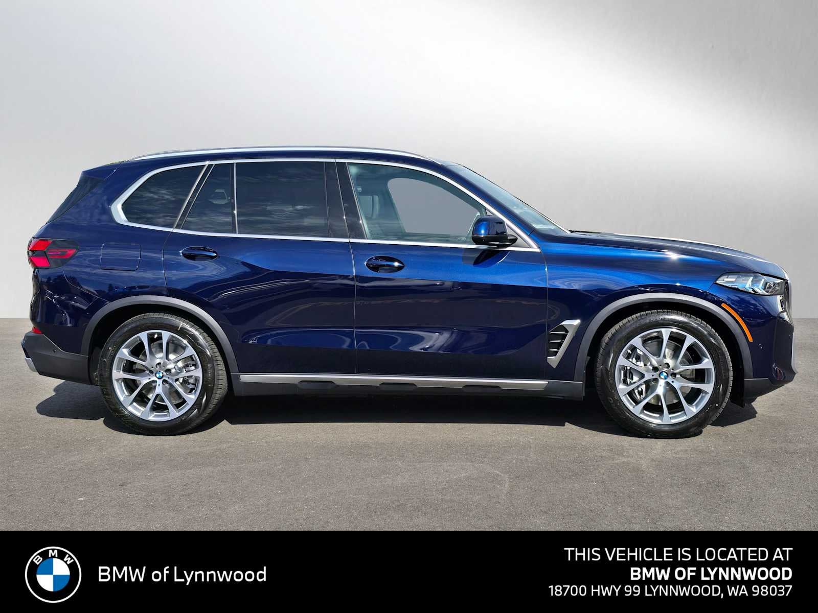2026 BMW X5 xDrive50e xDrive50e