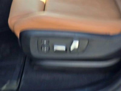 2025 BMW X5 xDrive50e xDrive50e