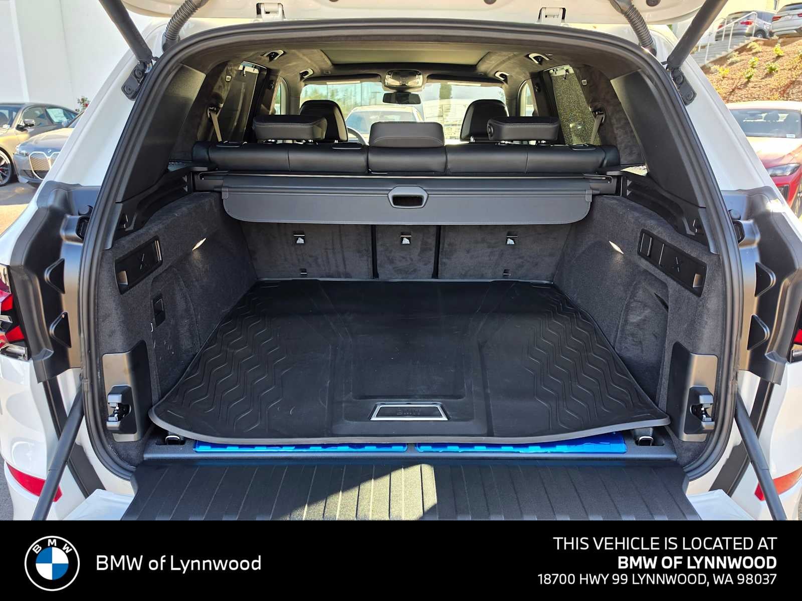 2026 BMW X5 xDrive50e xDrive50e