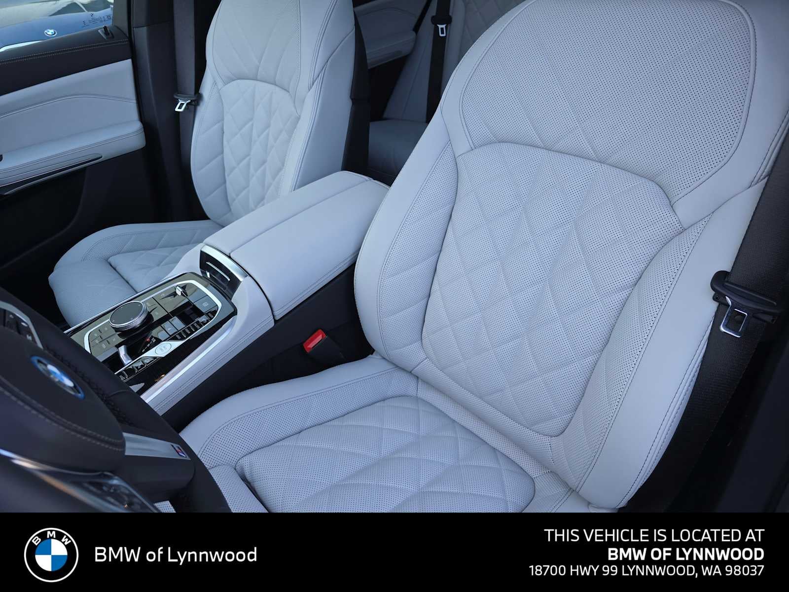 2026 BMW X5 xDrive50e xDrive50e