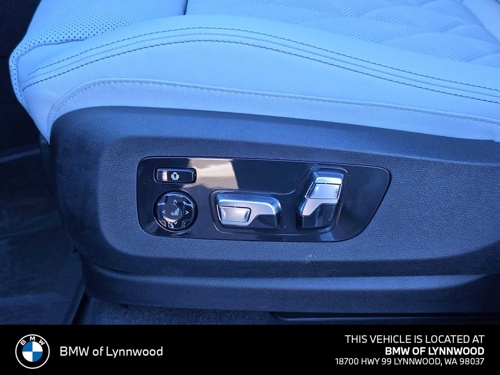 2026 BMW X5 xDrive50e xDrive50e