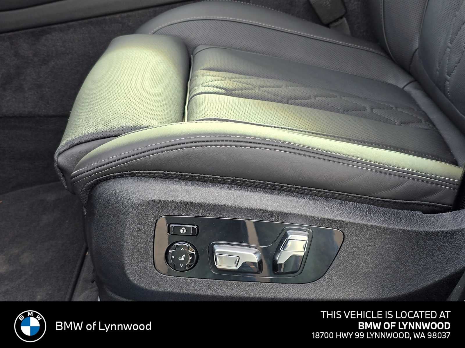 2026 BMW X5 xDrive50e xDrive50e
