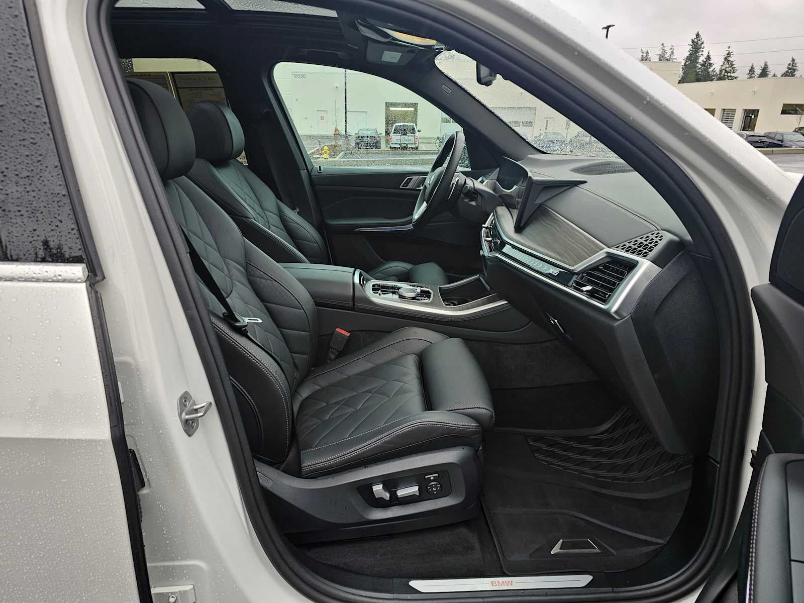 2024 BMW X5 xDrive50e xDrive50e