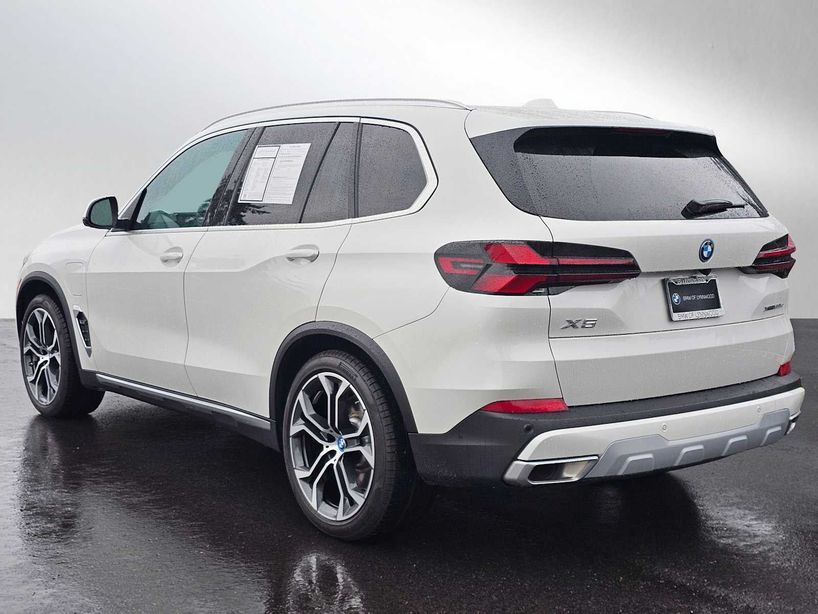 2024 BMW X5 xDrive50e xDrive50e