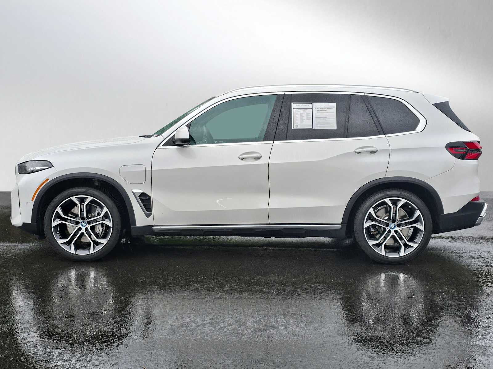 2024 BMW X5 xDrive50e xDrive50e