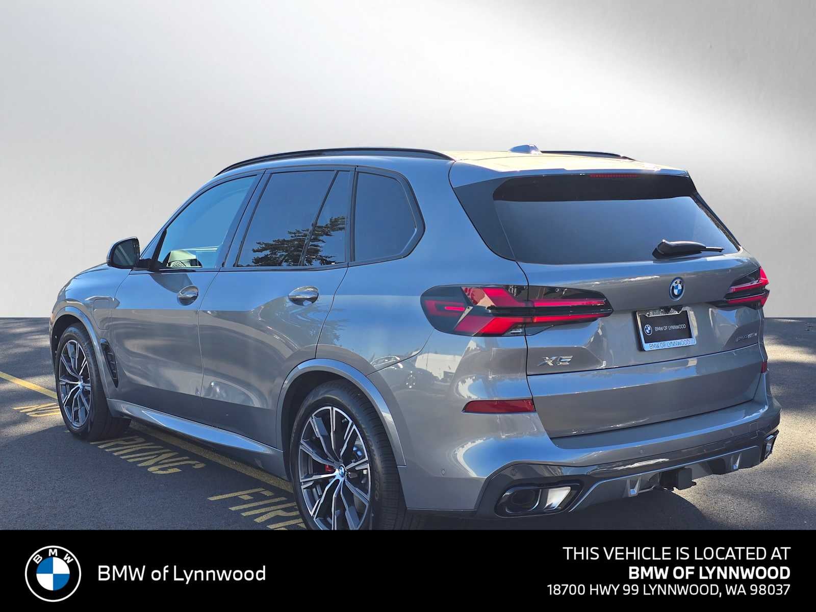 2026 BMW X5 xDrive50e xDrive50e