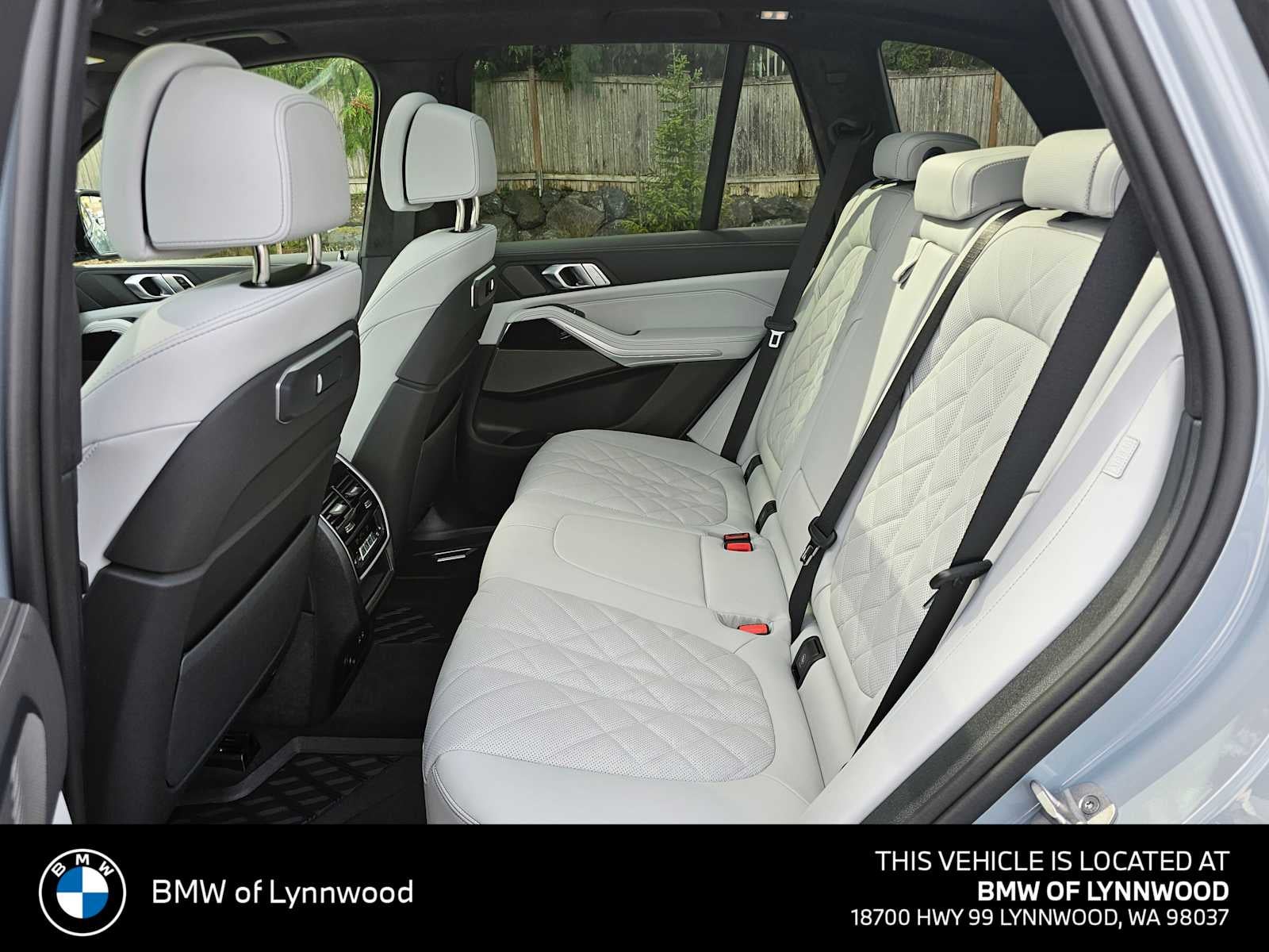 2026 BMW X5 xDrive50e xDrive50e