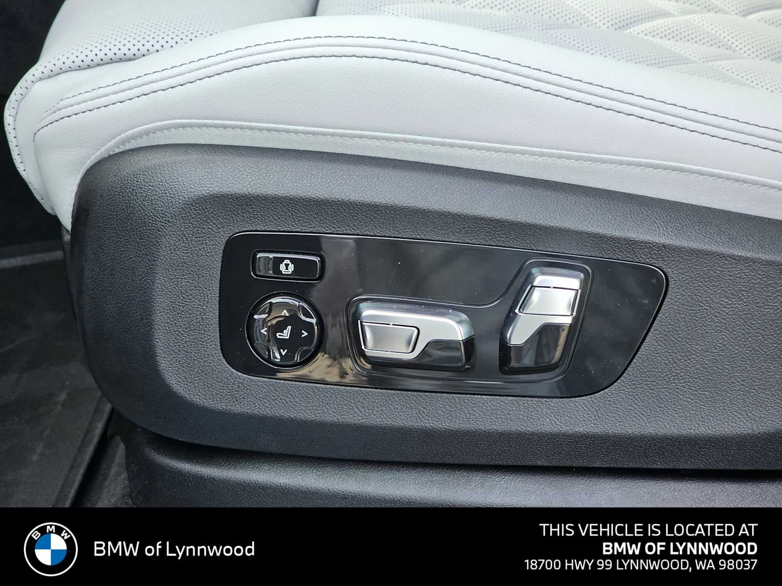 2026 BMW X5 xDrive50e xDrive50e