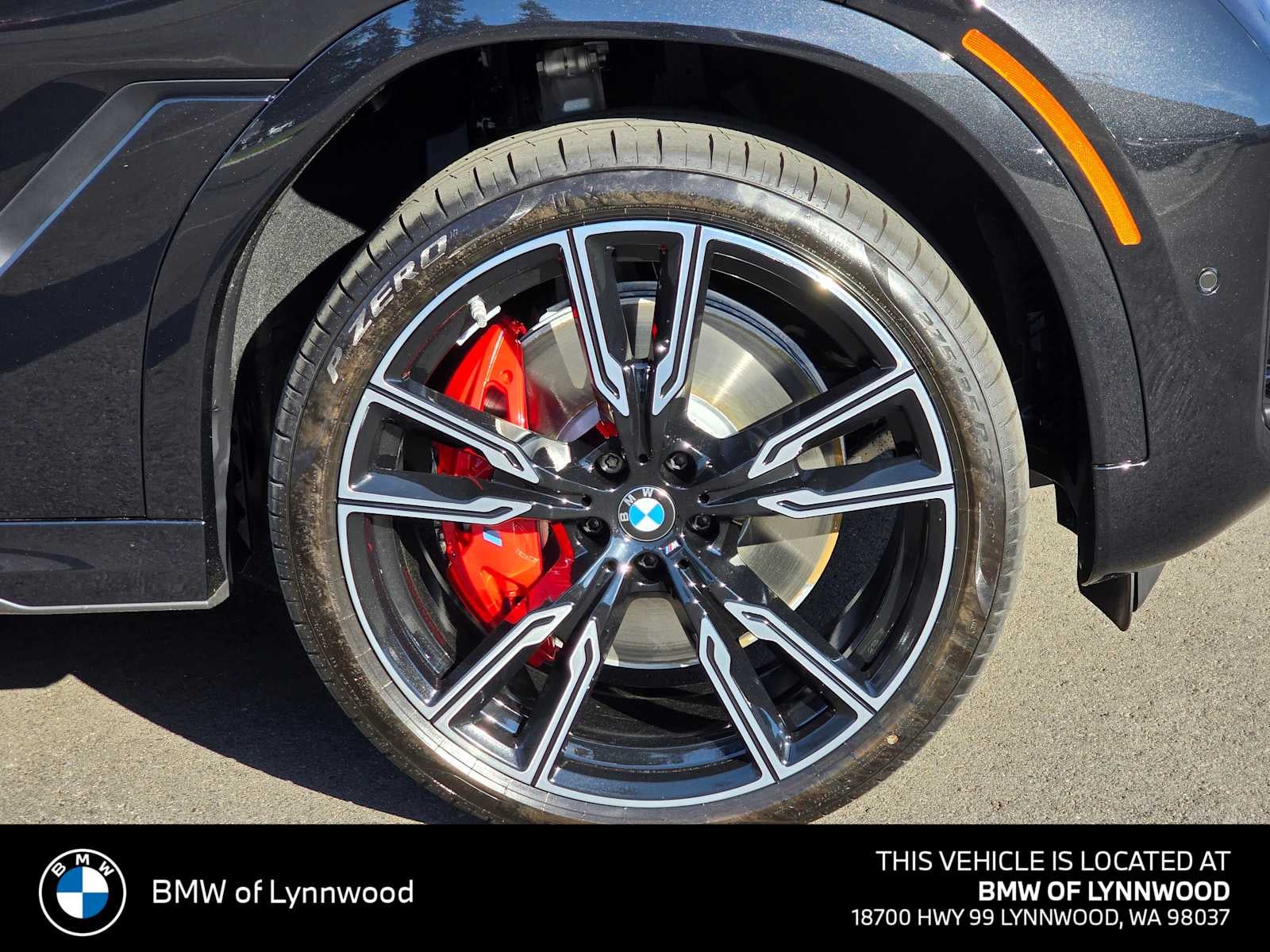 2026 BMW X6 M60i M60i