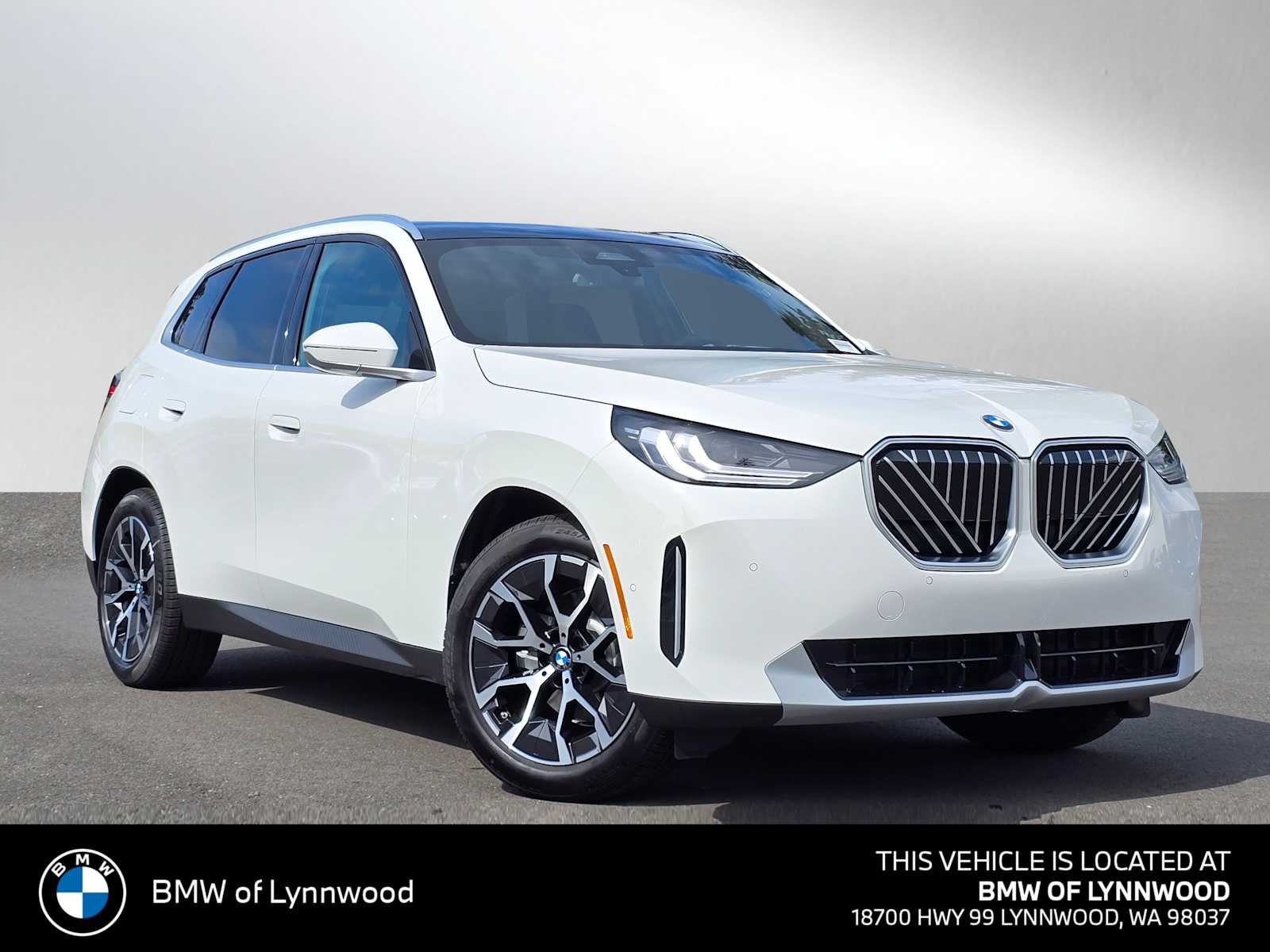 2026 BMW X3 30 XDRIVE's photo