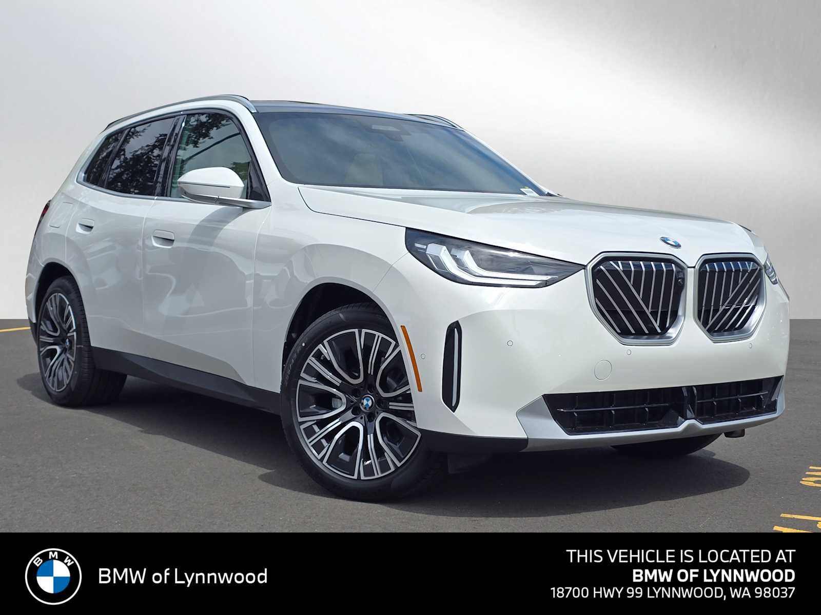 2026 BMW X3 30 XDRIVE's photo
