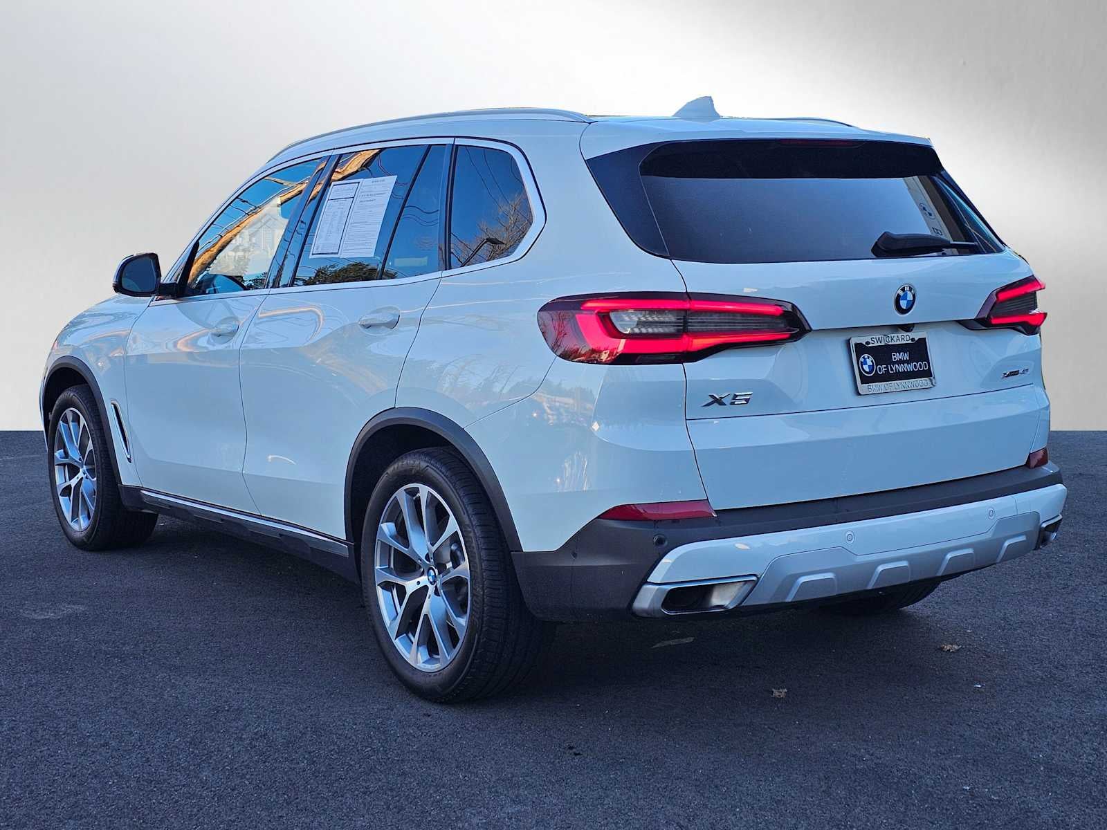 2023 BMW X5 xDrive40i xDrive40i