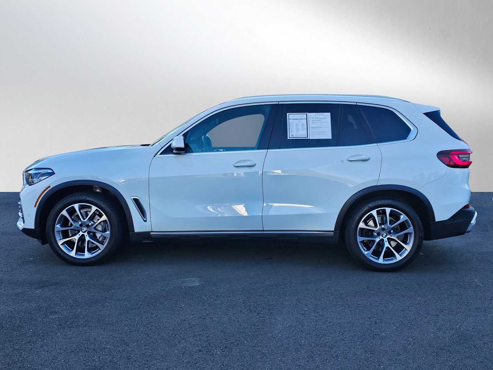 2023 BMW X5 xDrive40i xDrive40i